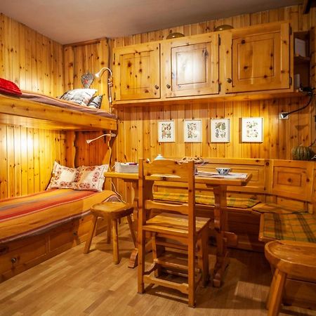 Casa-Chalet, In Centro A Courmayeur! Екстериор снимка