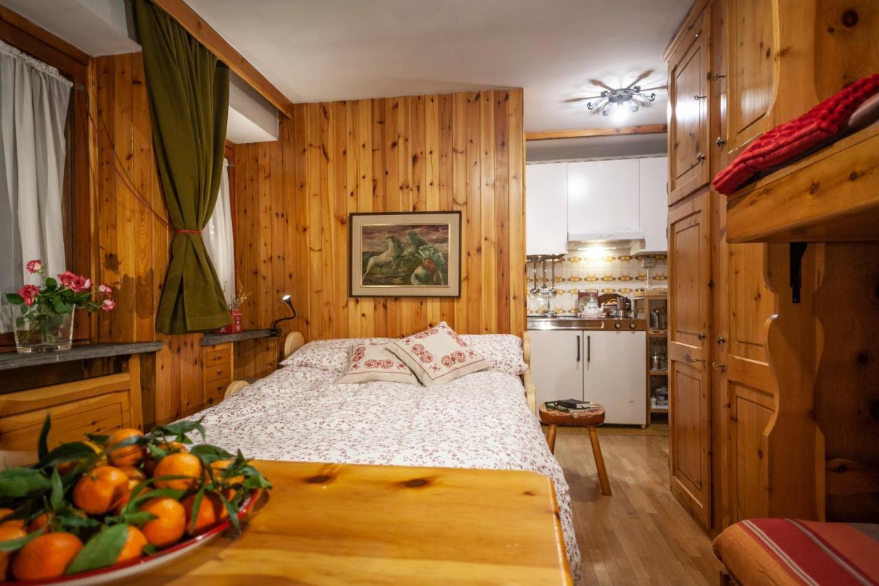 Casa-Chalet, In Centro A Courmayeur! Екстериор снимка
